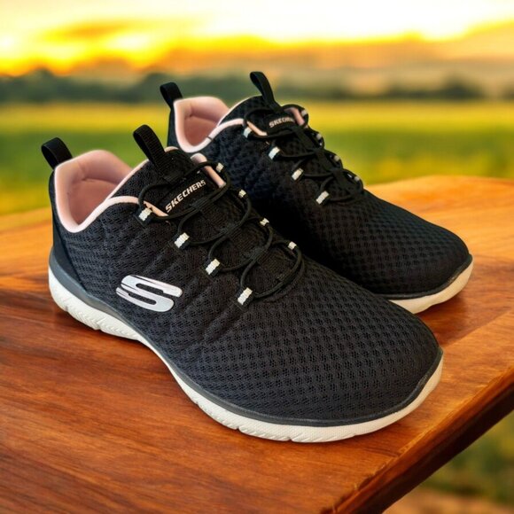 SKECHERS - MEMORY FOAM - WIDE FIT - SZ 8 - Picture 1 of 7